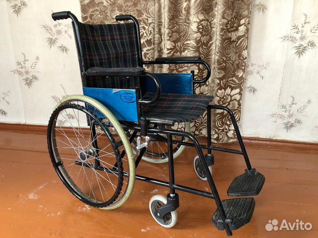Инвалидная коляска FS809B-41(46)