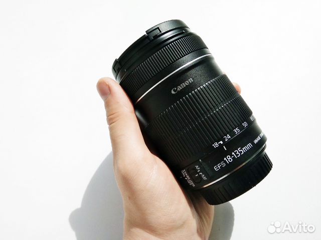 Объектив Canon EF-S 18-135mm f/3.5-5.6 IS Объектив Canon EF-S 18-135mm f/3.5-5.6 IS