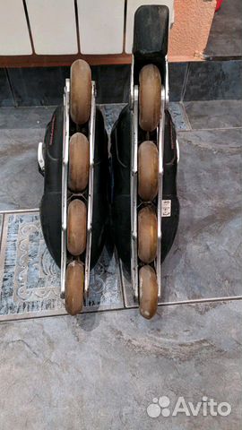 Роликовые коньки