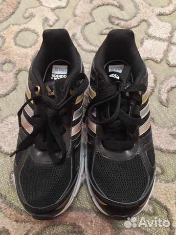 Новые adidas 32 разм Новые adidas 32 разм