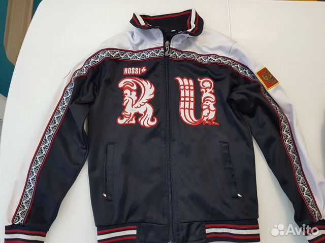 Спортивный костюм на мальчика 7-9 лет Спортивный костюм на мальчика 7-9 лет