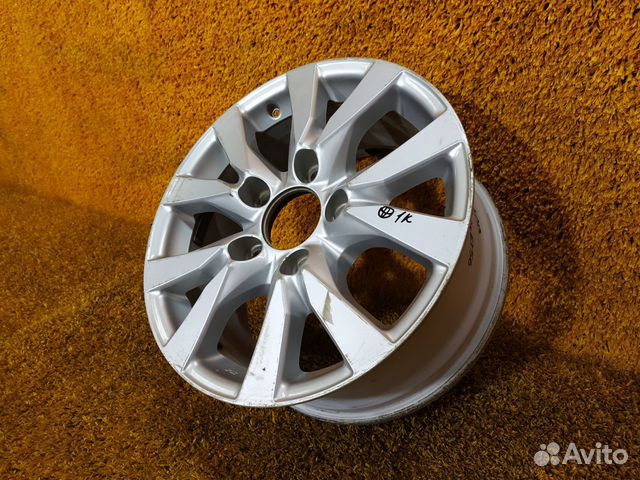 Диск Toyota Land Cruiser 200 (б/у) Диск Toyota Land Cruiser 200 (б/у)