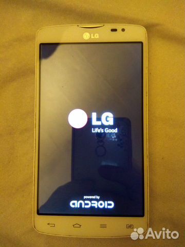 Телефон LG Телефон LG