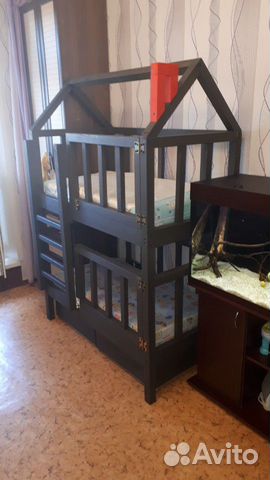 Детская двухъярусная кровать Детская двухъярусная кровать