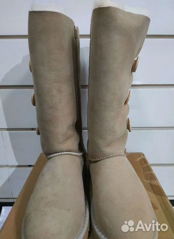 UGG угги, с тремя пуговицами песочные UGG угги, с тремя пуговицами песочные