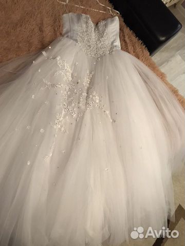 Платье свадебное+шубка(фата, муфта для шубки) Платье свадебное+шубка(фата, муфта для шубки)