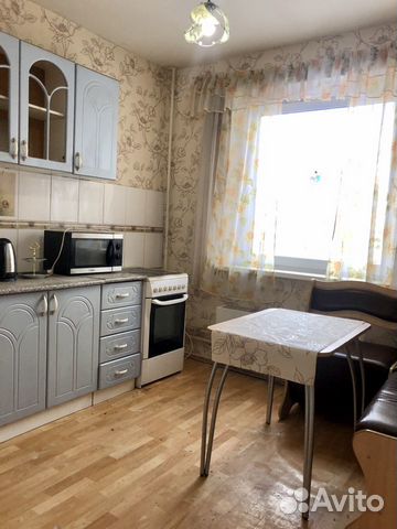 2-к квартира, 57 м², 6/10 эт.