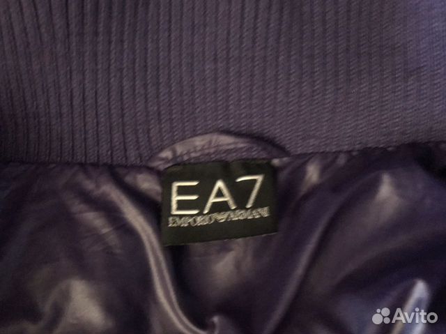 Куртка пуховик Emporio Armani EA7 оригинал Куртка пуховик Emporio Armani EA7 оригинал