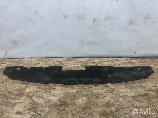 Накладка замка капота Hyundai Solaris 10-14г Накладка замка капота Hyundai Solaris 10-14г