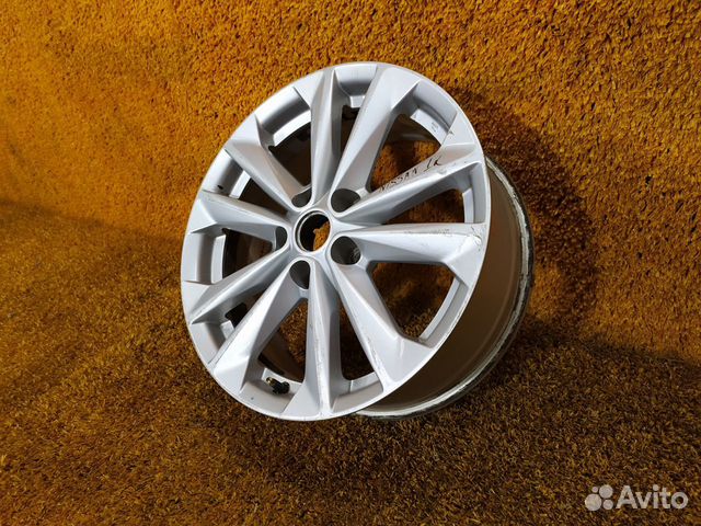 Диск Nissan Qashqai 2 J11 (б/у) Диск Nissan Qashqai 2 J11 (б/у)