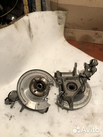 Задний кулак Range Rover 4 L405 / Sport 2 L494 Задний кулак Range Rover 4 L405 / Sport 2 L494
