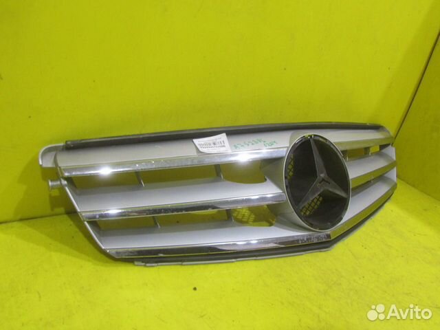 Решетка радиатора Mercedes C W204 (11-15) A2048800