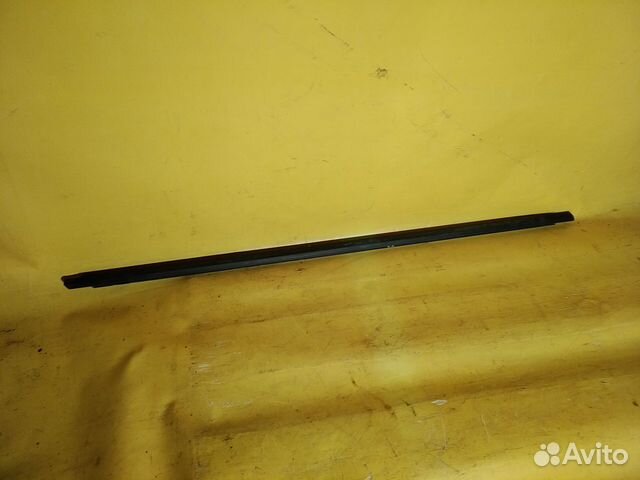 Накладка стекла заднего левого VW Golf VII гольф 7