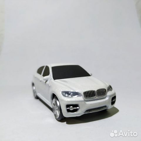 Флешка в виде автомобиля BMW