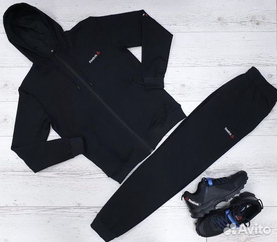 Костюм спортивный Reebok Костюм спортивный Reebok