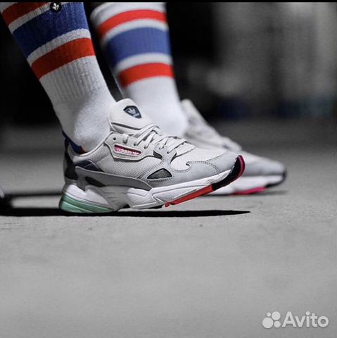 Кроссовки Adidas Falcon Кроссовки Adidas Falcon