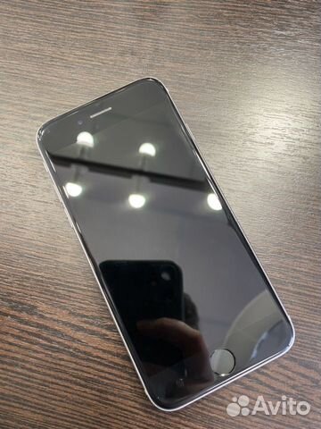 Телефон iPhone Телефон iPhone