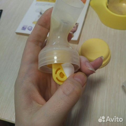 Ручной молокоотсос Medela Harmony Basic Ручной молокоотсос Medela Harmony Basic