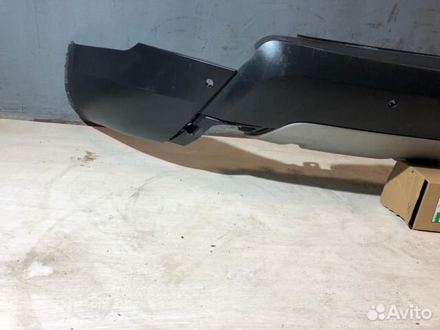 Бампер задний Land Rover Discovery 5 2017