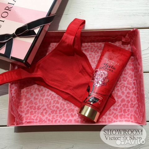 Подарочный набор от Victoria Secret на 14 февраля Подарочный набор от Victoria Secret на 14 февраля