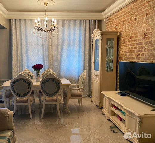3-к квартира, 95 м², 1/5 эт.