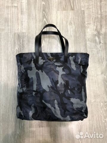 Сумка Prada милитари, оригинал, Италия Сумка Prada милитари, оригинал, Италия