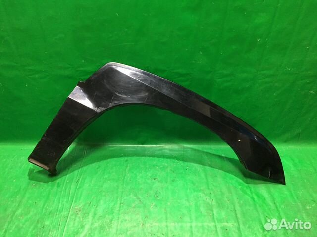 Накладка переднего крыла правого Escalade 2000-06