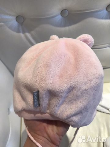 Шапочки для девочки новые (до года) Шапочки для девочки новые (до года)