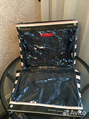 Косметички Tommy Hilfiger новые, оригинал Косметички Tommy Hilfiger новые, оригинал