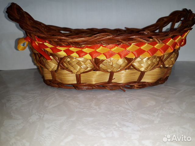 Плетеная карзинка