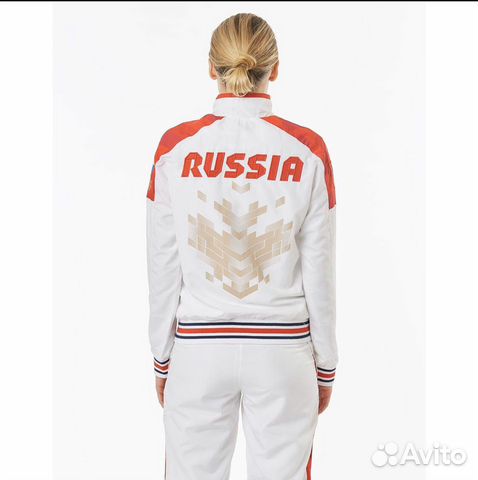Костюм спортивный парадный женский Forward