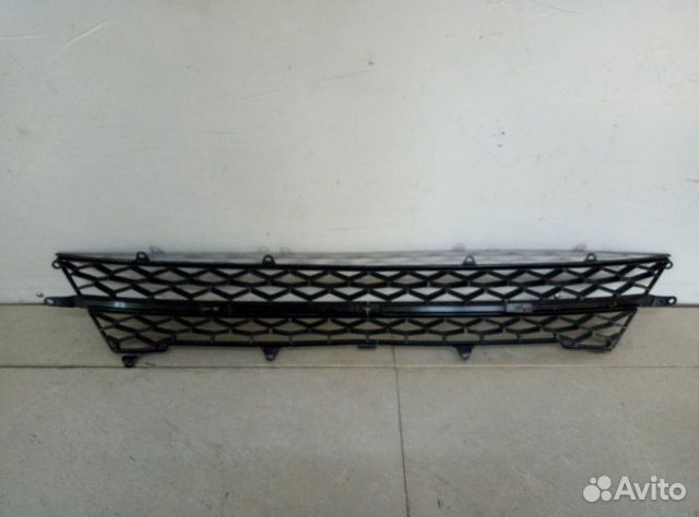 Решетка бампера передняя LADA Vesta 1 поколение Решетка бампера передняя LADA Vesta 1 поколение