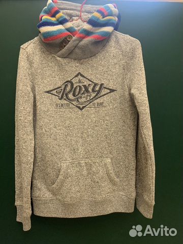 Толстовка кофта тёплая спортивная с капюшоном Roxy Толстовка кофта тёплая спортивная с капюшоном Roxy