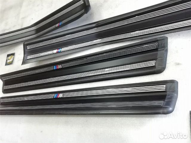 Накладки порогов M-тех BMW E46, порожки салона Накладки порогов M-тех BMW E46, порожки салона