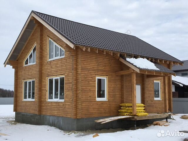 Сруб дома 8х6 м. из бруса с мансардой и верандой