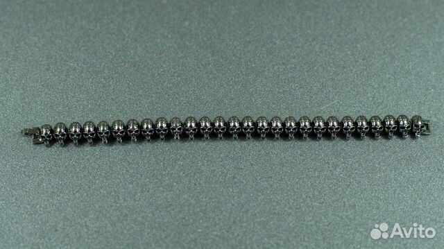 Браслет из металла в виде черепов Браслет из металла в виде черепов