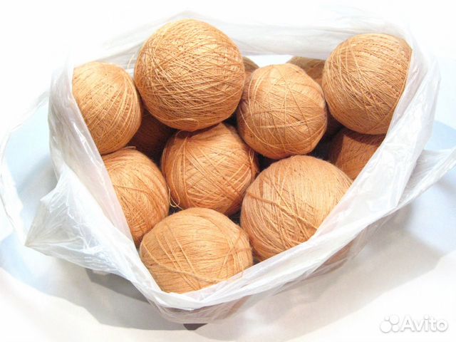 Пряжа для вязания. Персиковый цвет