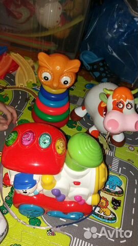 Компьютер для малыша с музыкой и светом