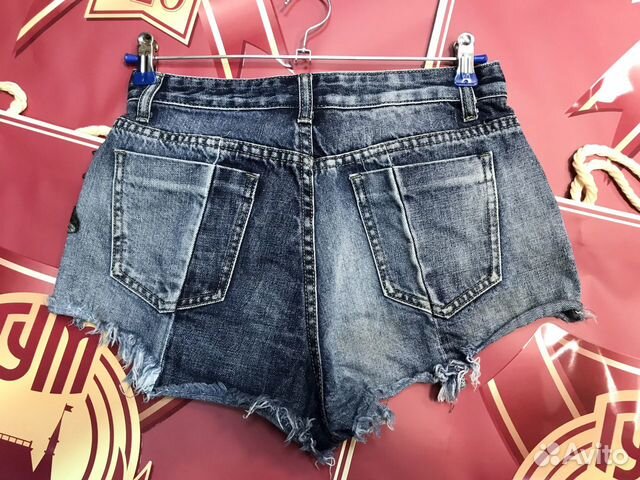 Стильные шорты с высокой посадкой S Стильные шорты с высокой посадкой S