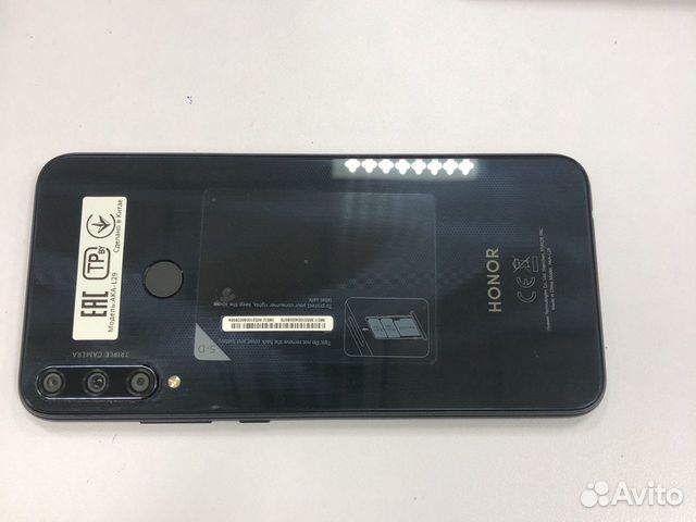 Телефон Honor 9C