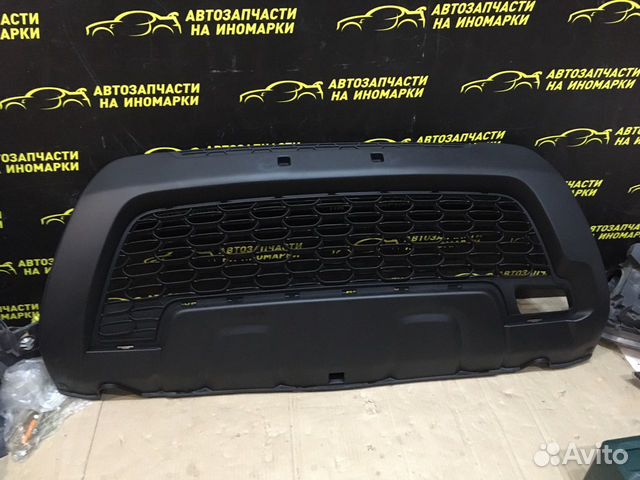 Решётка в бампер Renault Duster с 2015 года