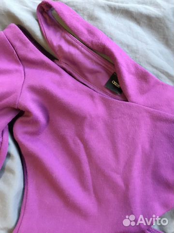 Платье ASOS на одно плечо Платье ASOS на одно плечо