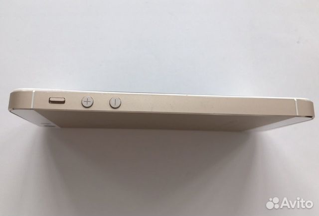 iPhone 5s 32GB Gold iPhone 5s 32GB Gold