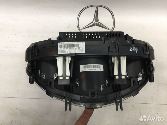 Панель приборов Мерседес w204 Панель приборов Мерседес w204