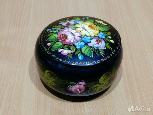 Шкатулка лаковая роспись 13*8,5 см Эмаль / металл