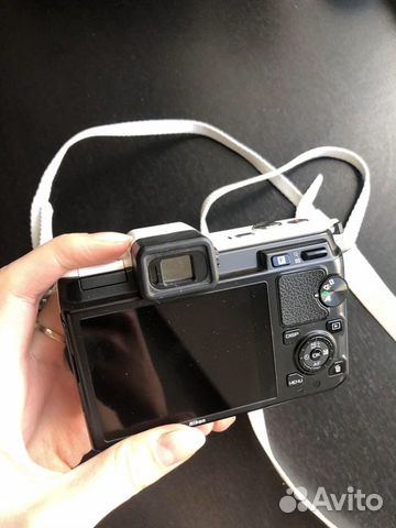 Фотоаппарат Nikon 1 V1 Kit