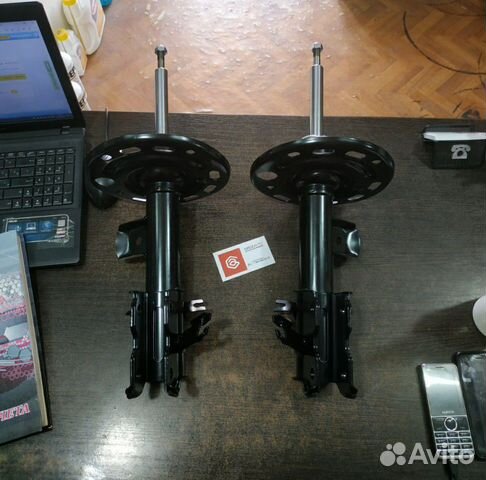 Амортизатор Ниссан Теана J31-J32