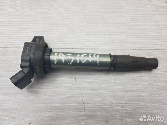 Катушка зажигания Toyota Auris E15 1ZR-FE 2007 Катушка зажигания Toyota Auris E15 1ZR-FE 2007