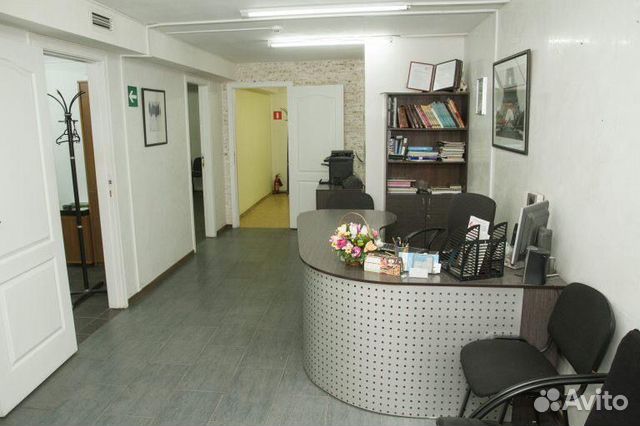 Помещение свободного назначения, 300 м²