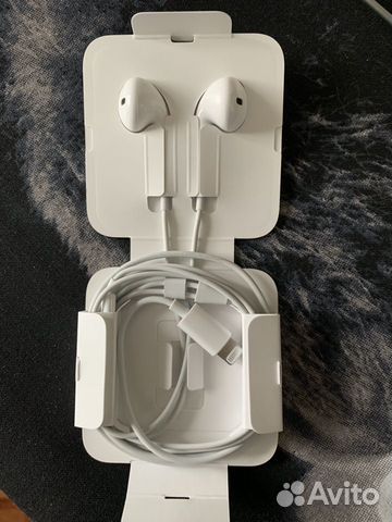 Оригинальные наушники Apple EarPods Lightning Оригинальные наушники Apple EarPods Lightning